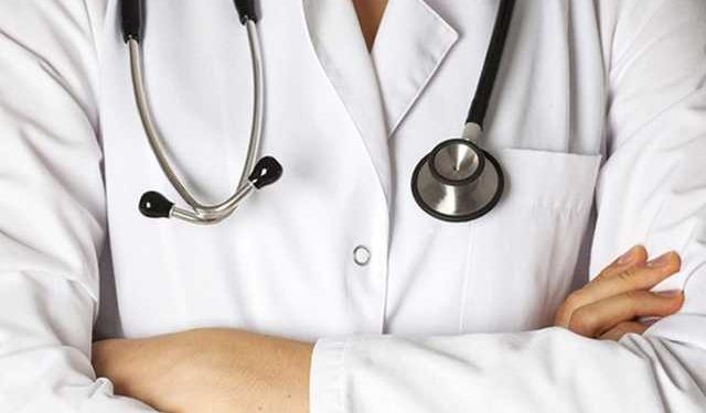 На Тернопільщині рятувати жінку, в якої стався інсульт, приїхав п’яний лікар