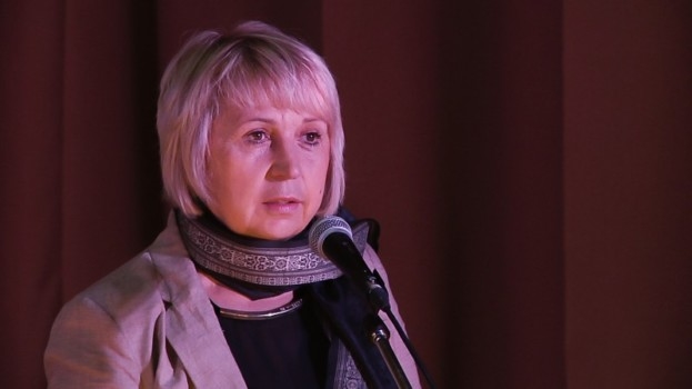 Квартира, недобудований будинок та земельні ділянки: що задекларувала головна освітянка Тернополя