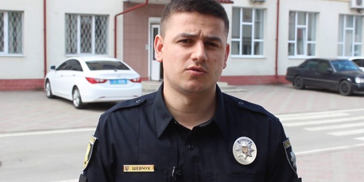 Скільки заробляє і чим володіє керівник патрульної поліції Тернопільщини