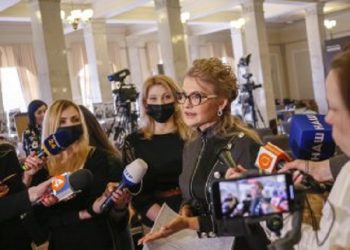 Тимошенко на чолі уряду впорається з кризою і поверне довіру українців до влади, – експертка