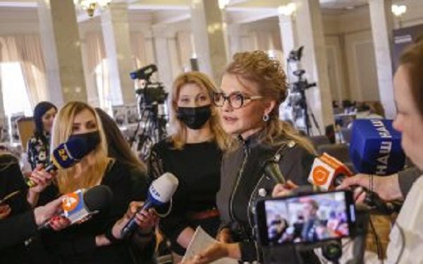 Тимошенко на чолі уряду впорається з кризою і поверне довіру українців до влади, – експертка