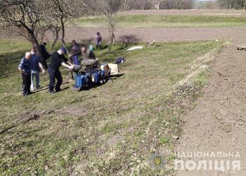 На Тернопільщині чоловік загинув у власному садку (Фото)
