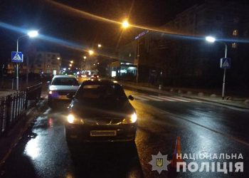 У Тернополі водій збив двох дівчат на переході (Фото)