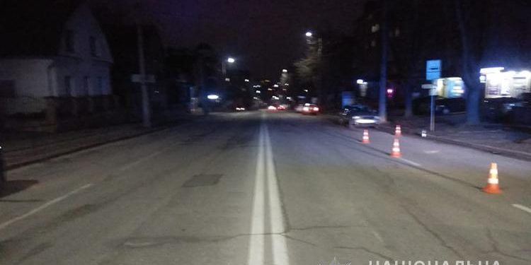 У Тернополі збили жінку, яка порушила правила: водій утік (Фото)