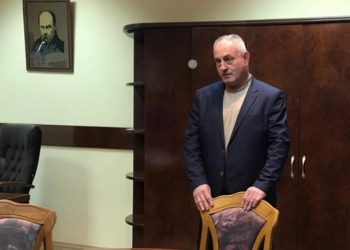 Скандальний чиновник з Тернопільщини після корупційного скандалу повертається?