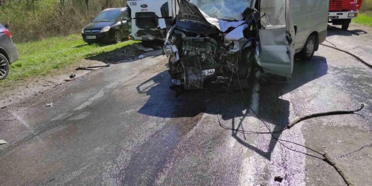 На Тернопільщині троє людей отримали травми в результаті ДТП (Фото)