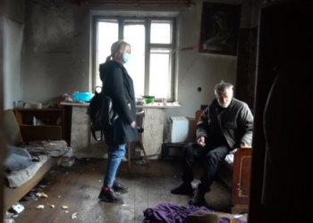 Історія, наче з фільмів жахів: на Тернопільщині вчительку роздерли у власному будинку її ж собаки (Відео)