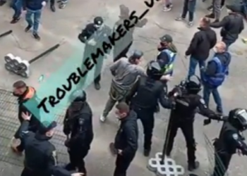 У Тернополі побилися фанати з поліцією (Відео)