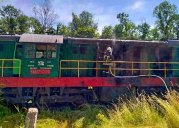 Пожежа на Тернопільщині охопила поїзд (Фото)