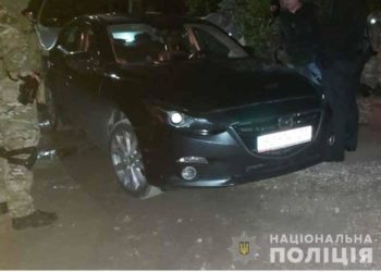 У Тернополі вночі викрали автомобіль: зловмисники далеко не втекли (Фото)