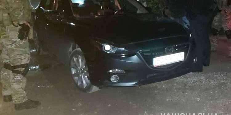 У Тернополі вночі викрали автомобіль: зловмисники далеко не втекли (Фото)