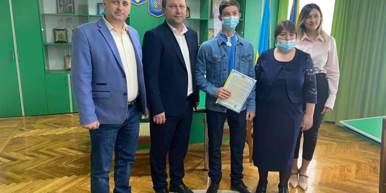 Ще одній дитині-сироті Тернопільщини придбано житло за державні кошти