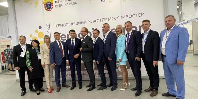 Край можливостей та перспектив: Тернопільщину гідно представили у Торгово-промисловій палаті України