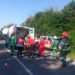 На Тернопільщині водій буса в’їхав у газовоз (Фото)