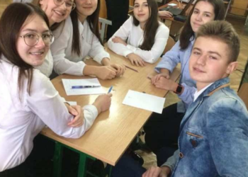 Школяр з Тернополя загинув на Львівщині: однокласники чуттєво попрощалися із учнем (Фото, Відео)