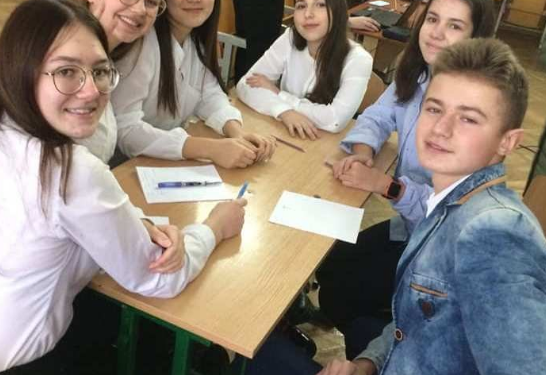 Школяр з Тернополя загинув на Львівщині: однокласники чуттєво попрощалися із учнем (Фото, Відео)