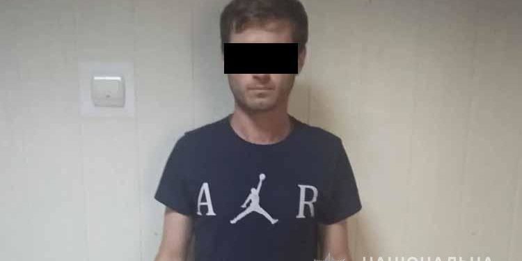 На Тернопільщині 22-річний хлопець обкрадав автомобілі (Фото)