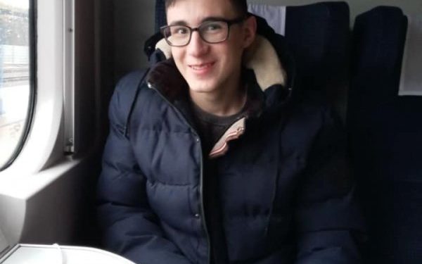 На Тернопільщині розшукують 18-річного хлопця (Фото)