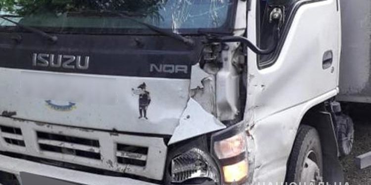 Смертельна аварія: на Тернопільщині зіткнулися вантажівка та велосипедист (Фото)