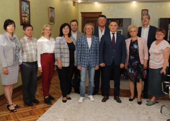 Голова облради підписав низку контрактів з новообраними керівниками закладів культури Тернопільщини