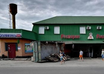 На Тернопільщині вантажівка “заїхала” у ресторан