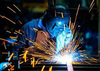 “Під мухою” взявся за зварювальні роботи: у Тернополі рятували чоловіка