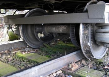 Неподалік Тернополя зійшов з рейок швидкий потяг