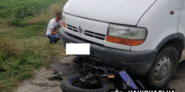 У ДТП травм зазнали водій та пасажир мотоцикла (Фото)