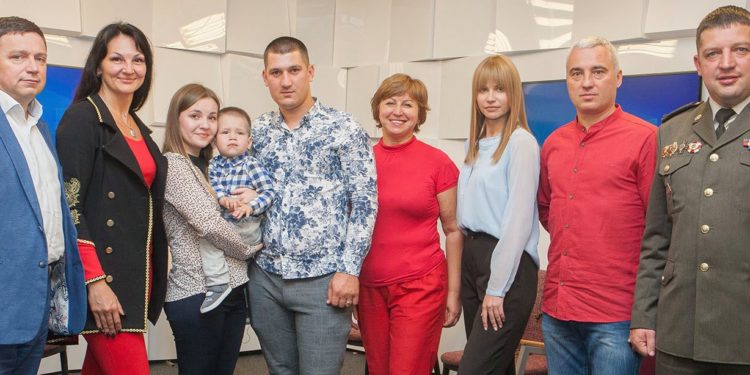 Кошти потрібні до кінця жовтня: заради порятунку Максима Антонишина об’єднуються все більше людей