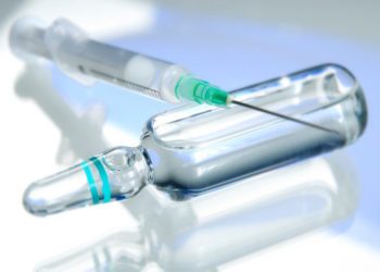 У Тернополі в жінки у плечі застрягла ін’єкційна голка