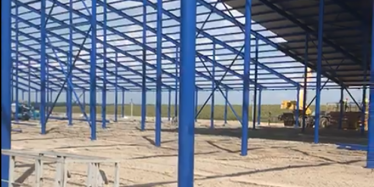 На Бучаччині завершують будівництво трьох нових корівників (ВІДЕО)