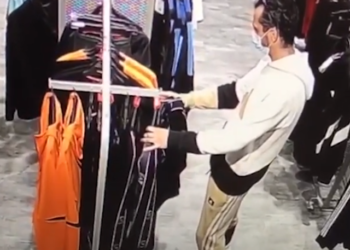 У Тернополі шукають чоловіка, який з гіпермаркету викрав одягу на 24000 грн