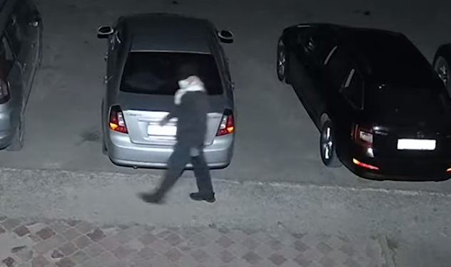 У Тернополі розшукують чоловіка, який причтний до злочину (Відео)