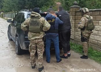 “Смотрящий” вимагав кошти з підприємців Тернопільщини