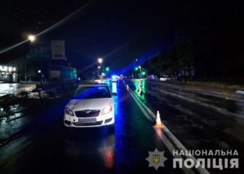 У Тернополі під колесами автомобіля загинув хлопець (Фото)