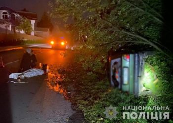 На Тернопільщині водій збив двох пішоходів: один загинув (Фото)