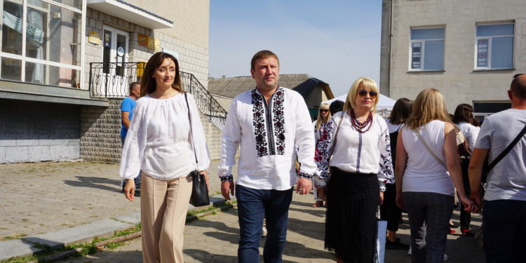 У місті Борщів на Тернопільщині відбувся XIII всеукраїнський фольклорно-мистецький фестиваль «Борщівська вишиванка»