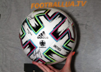 Святкуй 30-річчя TV-4 і виграй м’яч з автографами зірок українського футболу