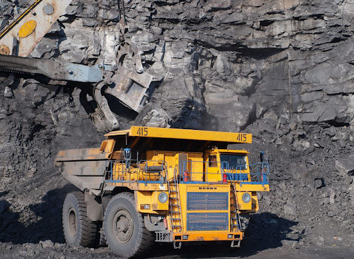 На Тернопільщині у кар’єрі загинула жінка: що сталося