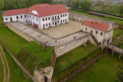 Два замки з Тернопільщині потрапили у масштабну програму «Велика Реставрація»