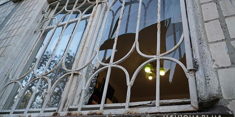 У Тернополі у квартирі пролунав вибух: травмувалася жінка (Фото)