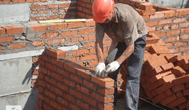 У Тернополі на 11-му поверсі муляр упав на бетонну підлогу