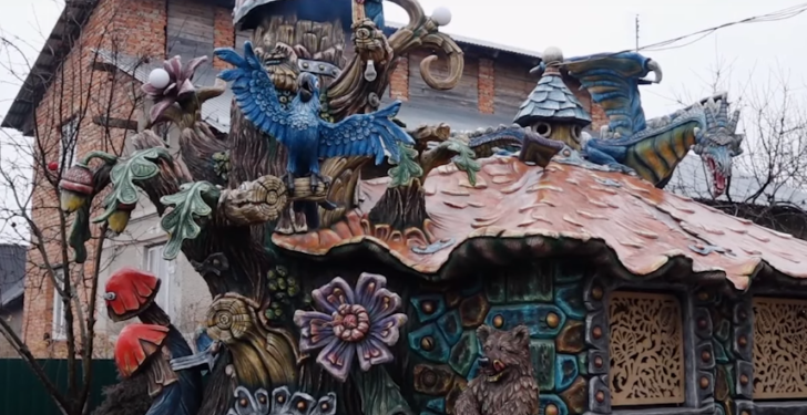 Побачене дивує: сім’я із Тернопільщини створює казкові скульптури (Відео)