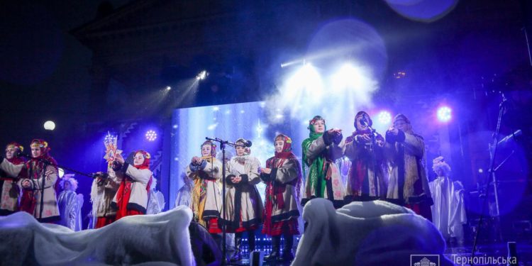 Які епідеміологічні правила діятимуть у Тернополі напередодні свят?