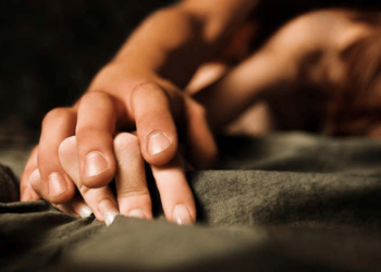 Кохання без штор: у Тернополі зняли на відео, як чоловік з жінкою займаються любов’ю (Відео)