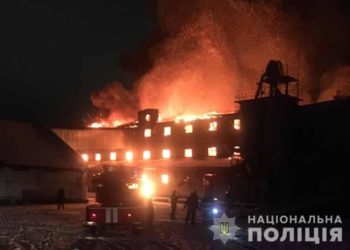 Кримінал: поліція розслідує факт пожежі у Чорткові (Фото)