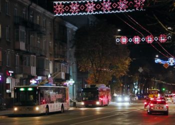 У Тернополі в новорічну ніч громадський транспорт курсуватиме до ранку