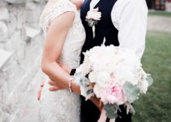 На Тернопільщині суд не дозволив одружитись 15-річній дівчині та її 19-річному бойфренду