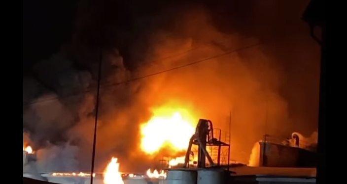 Масштабна пожежа на Чортківському комбінаті хлібопродуктів (Відео)