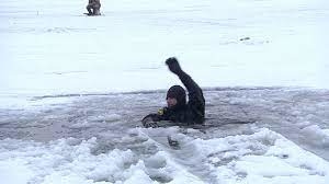 Тернополян навчали, як діяти під час небезпечних ситуацій на кризі